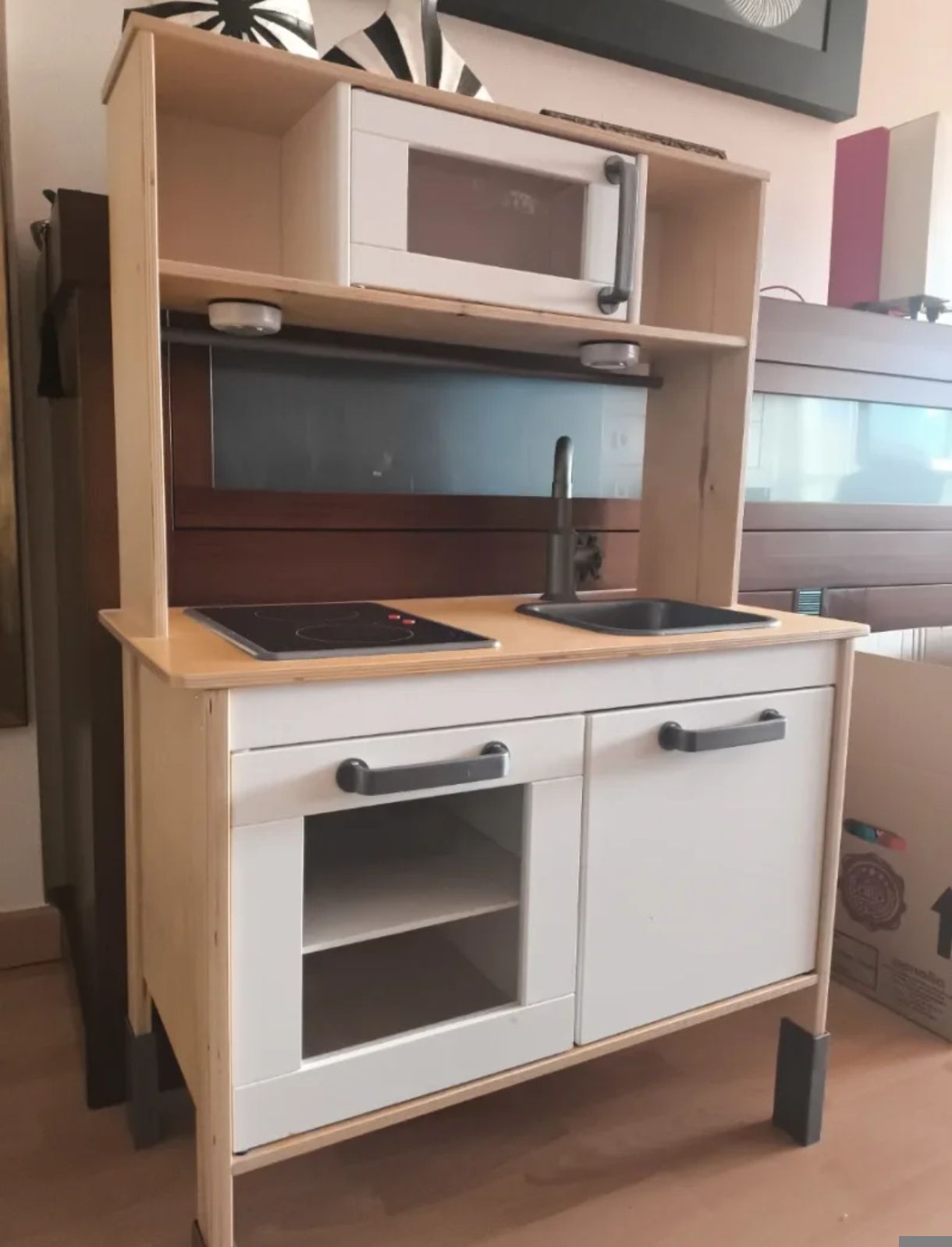 Seller photo