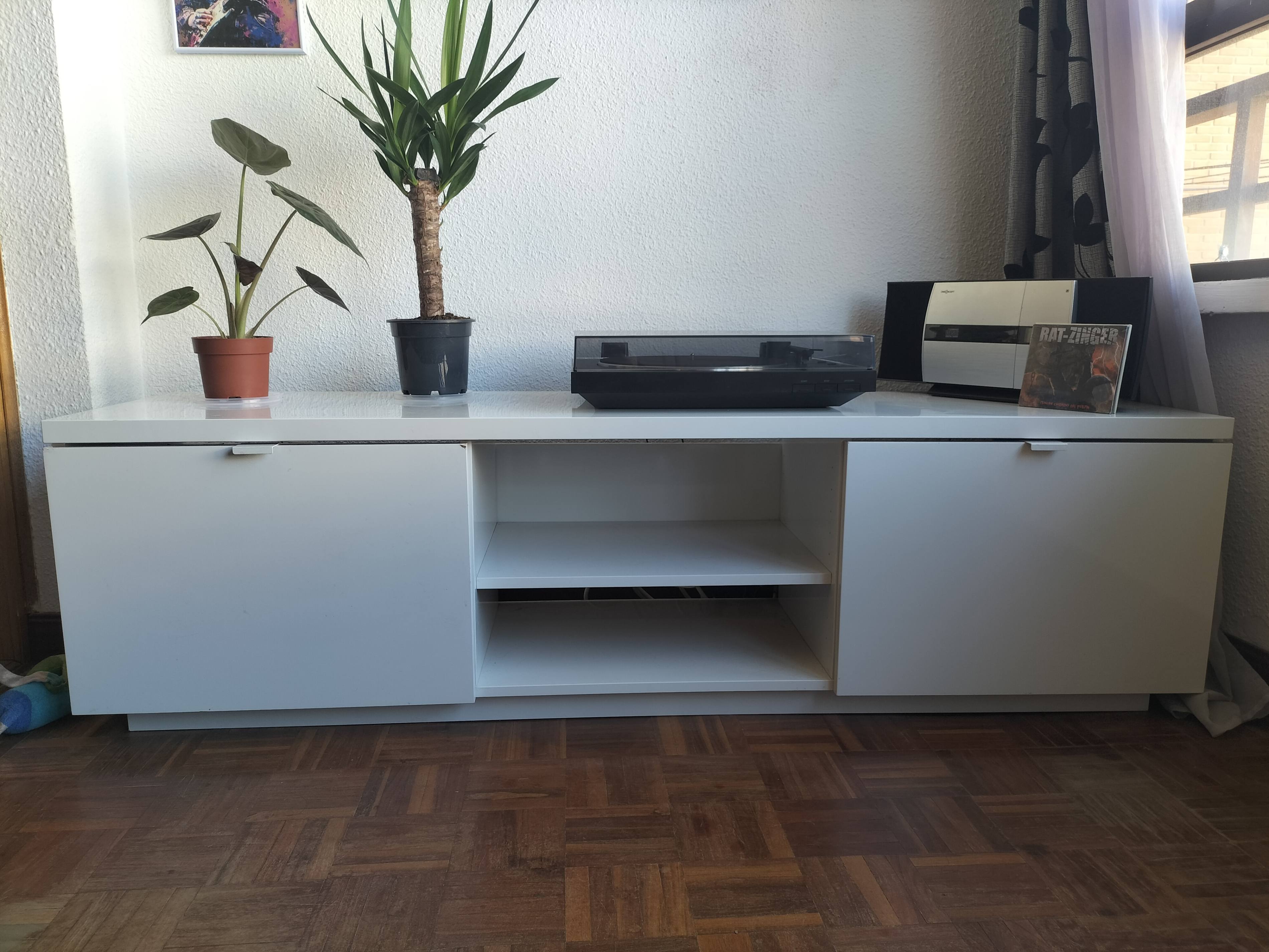 Seller photo