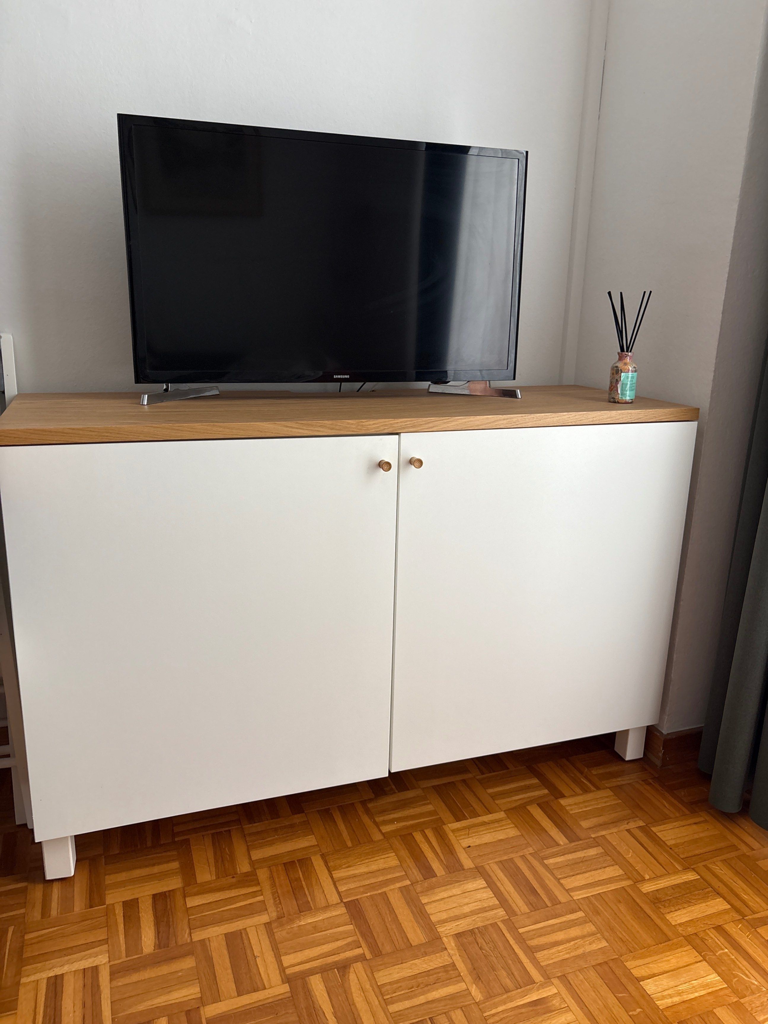Seller photo