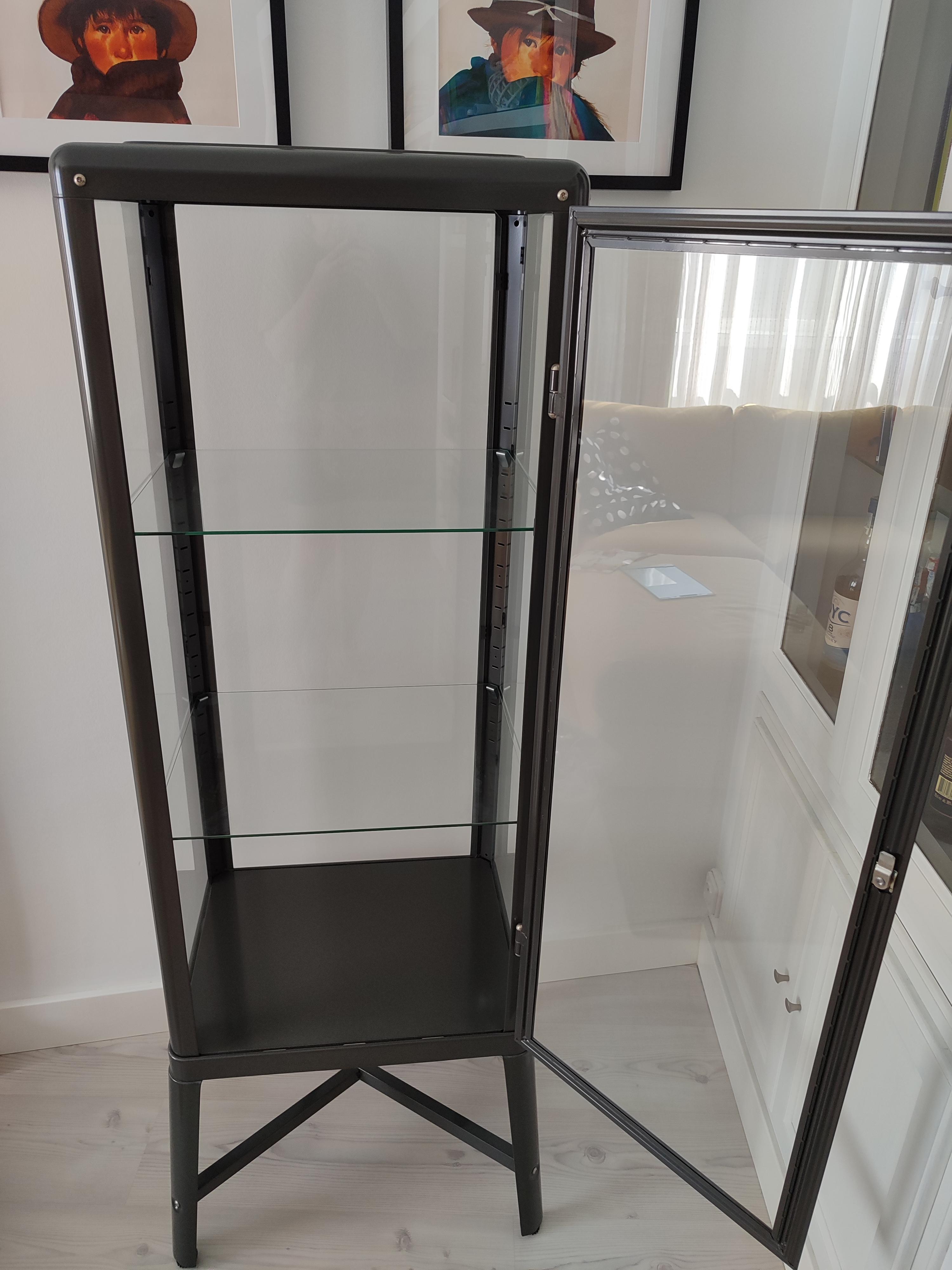 Seller photo