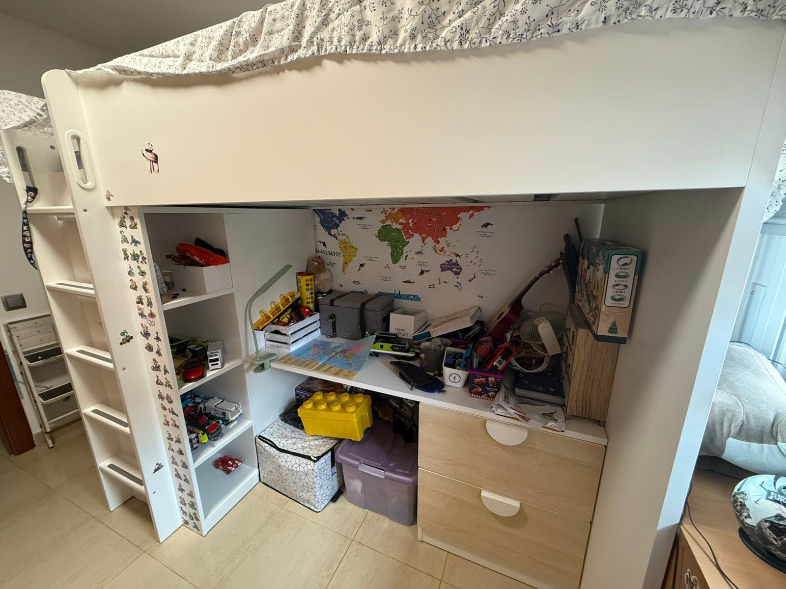 Seller photo