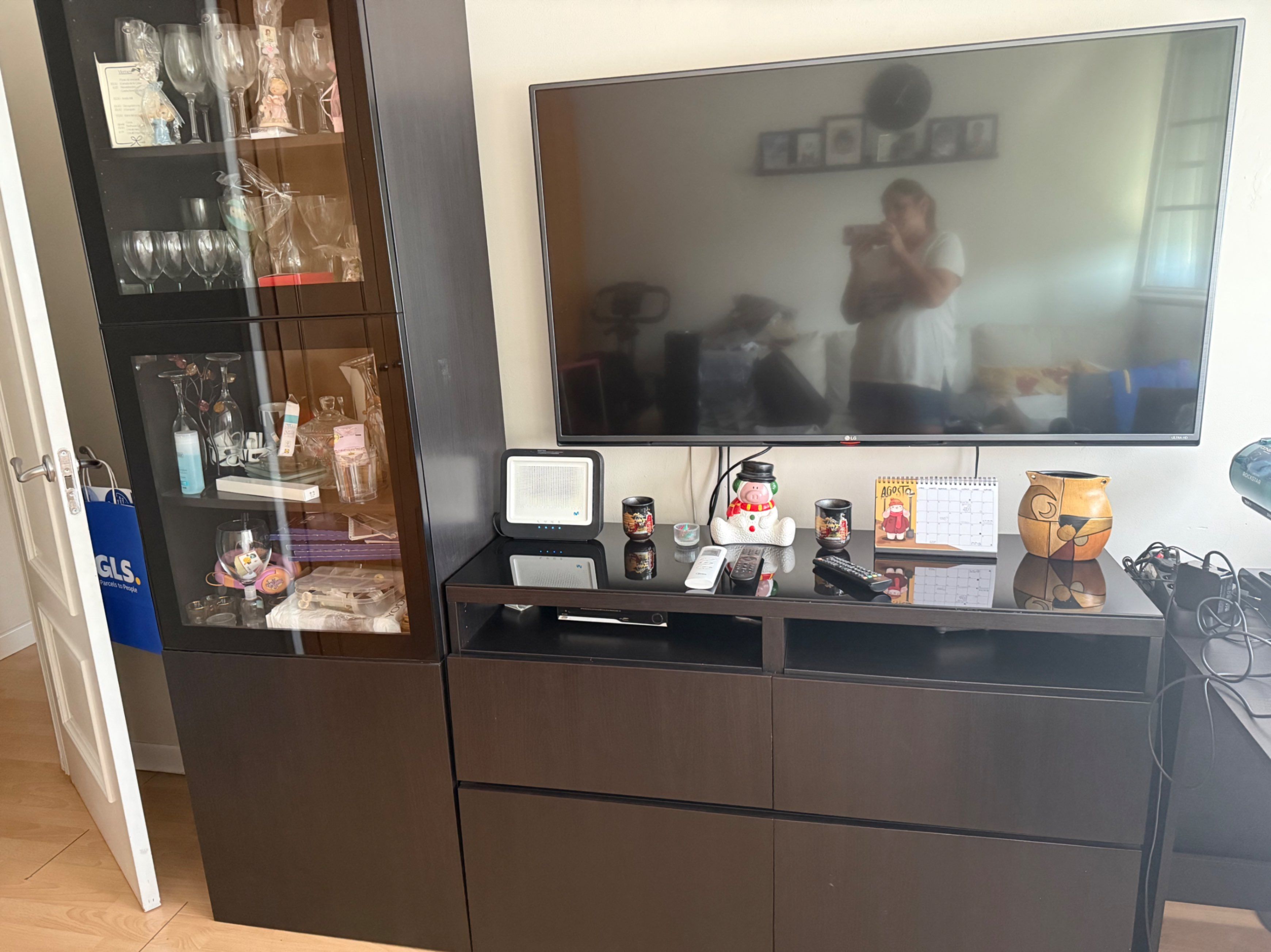 Seller photo