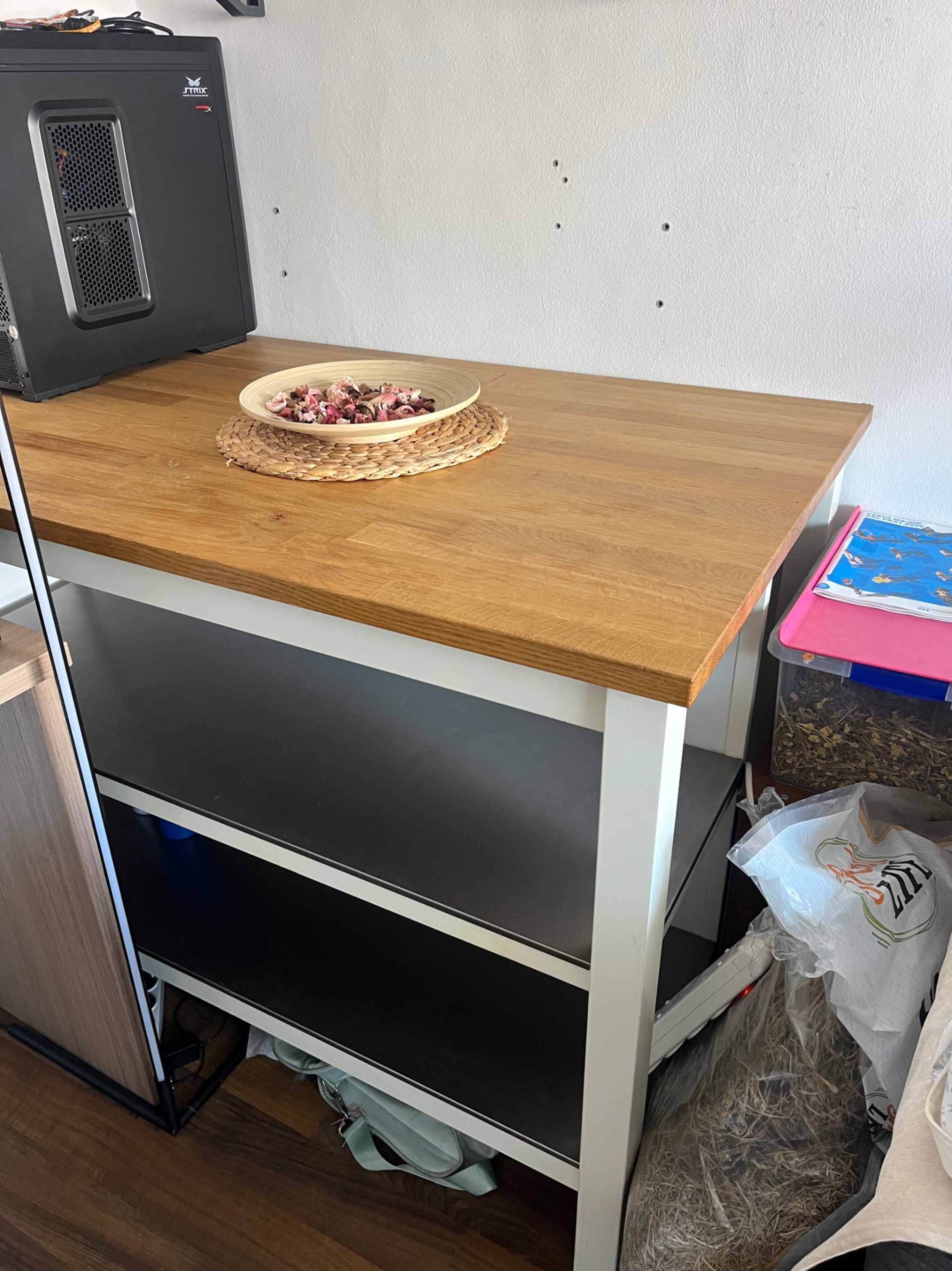 Seller photo