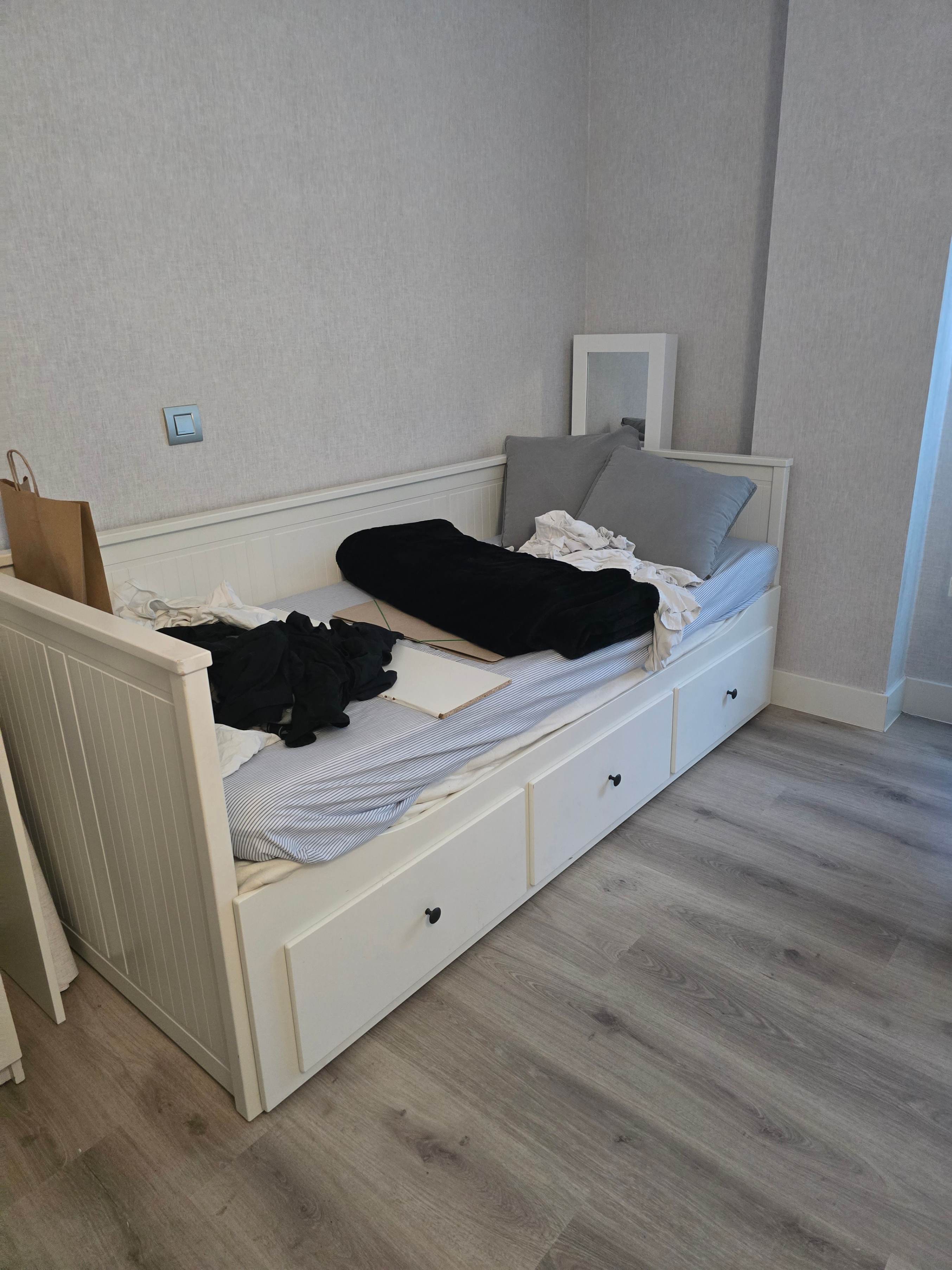 Seller photo