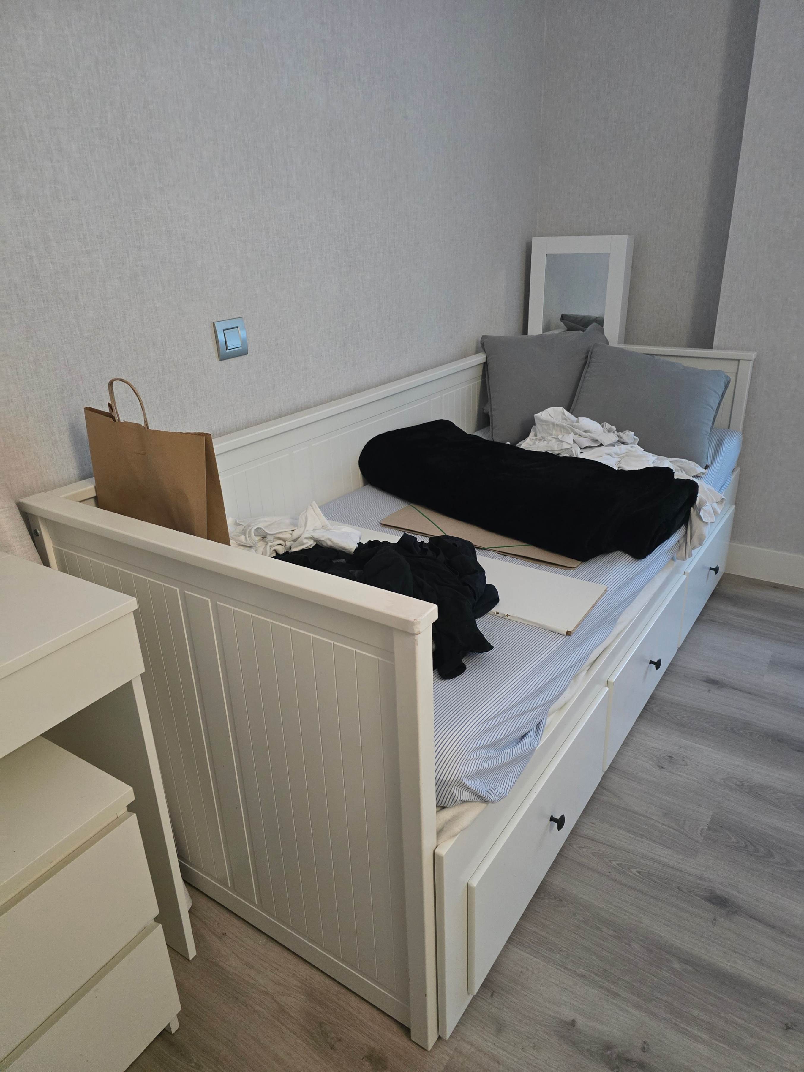 Seller photo