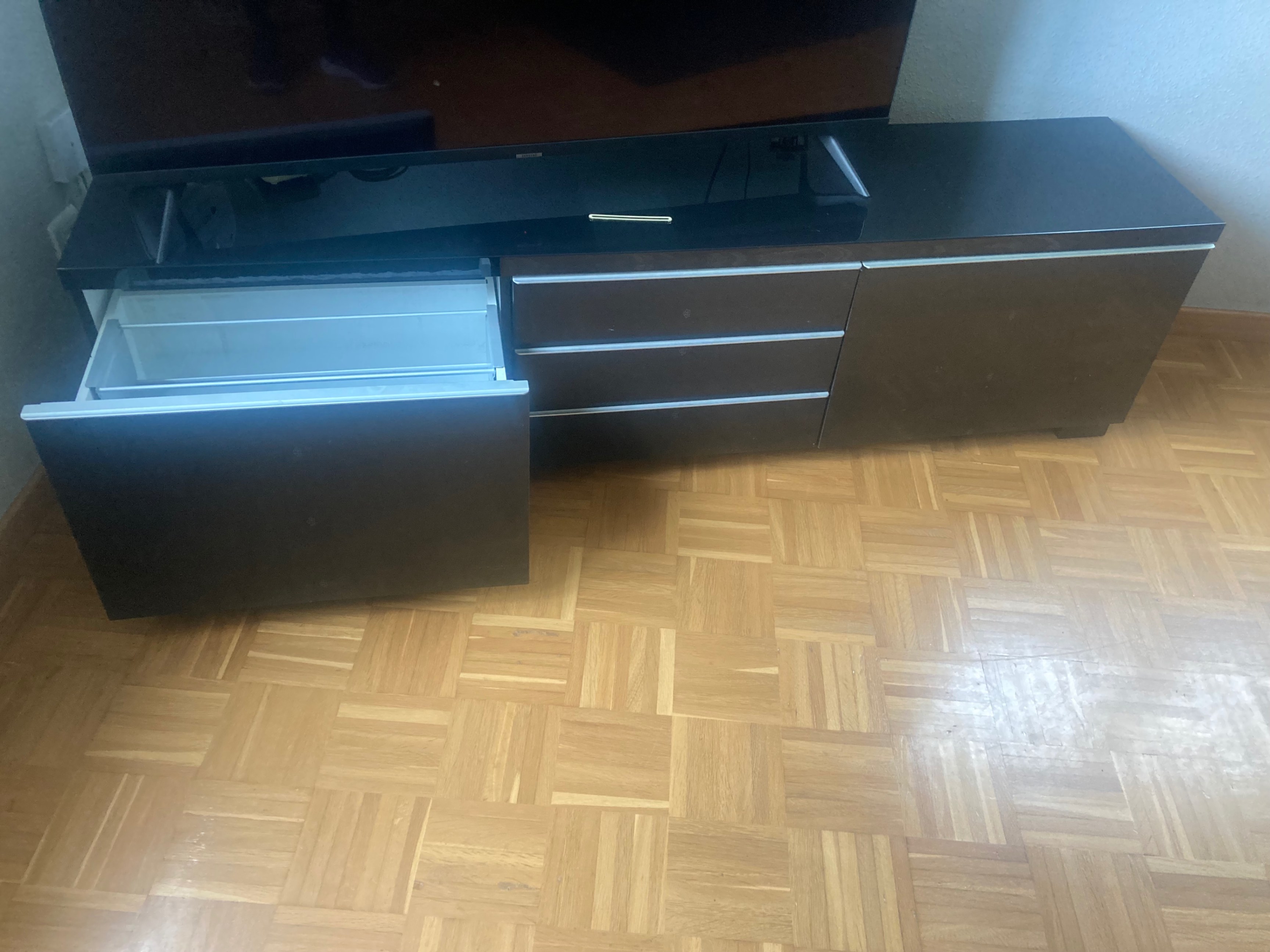 Seller photo