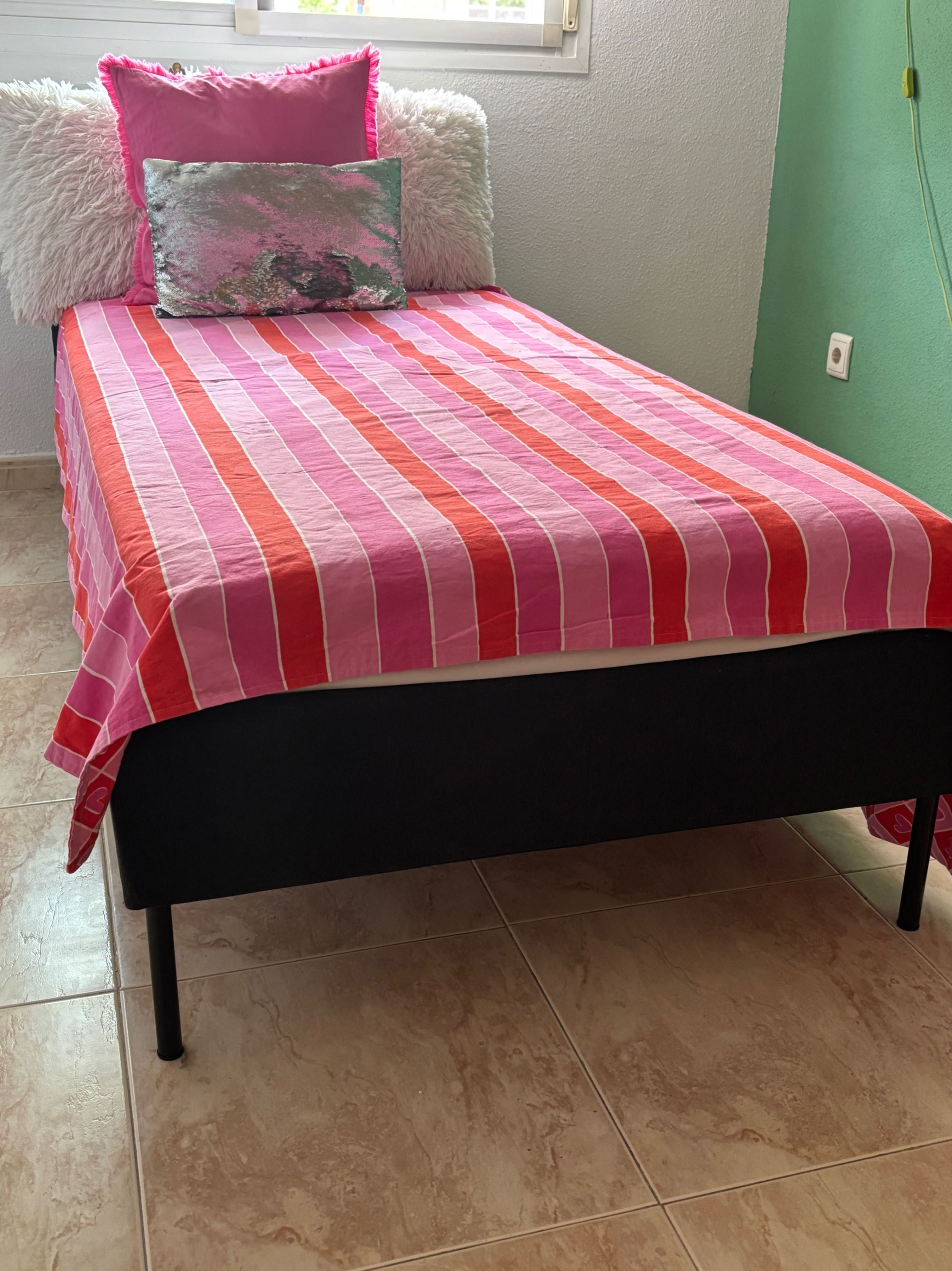 Seller photo