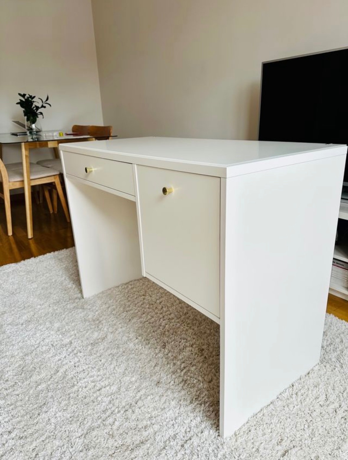Seller photo