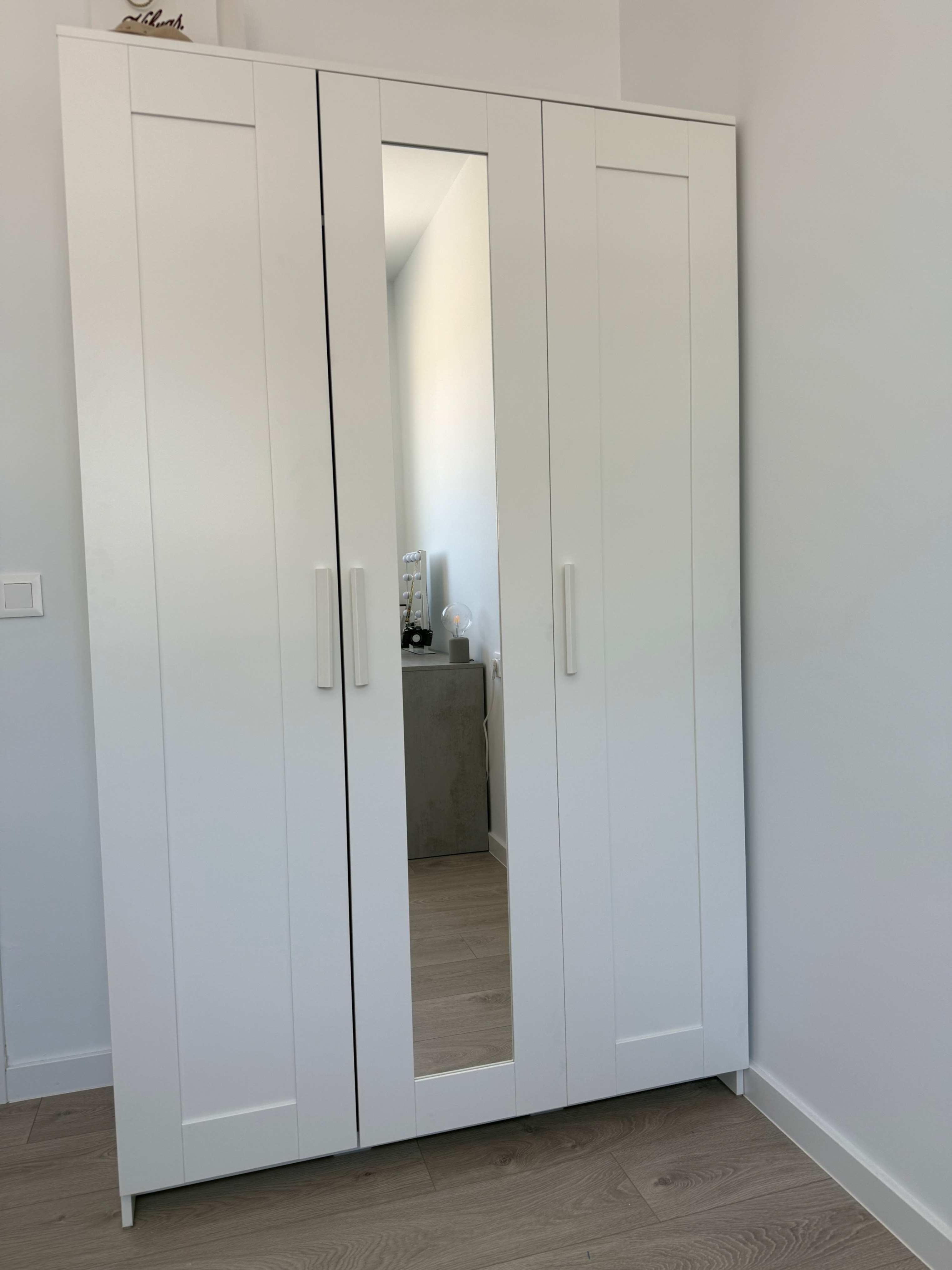 Seller photo