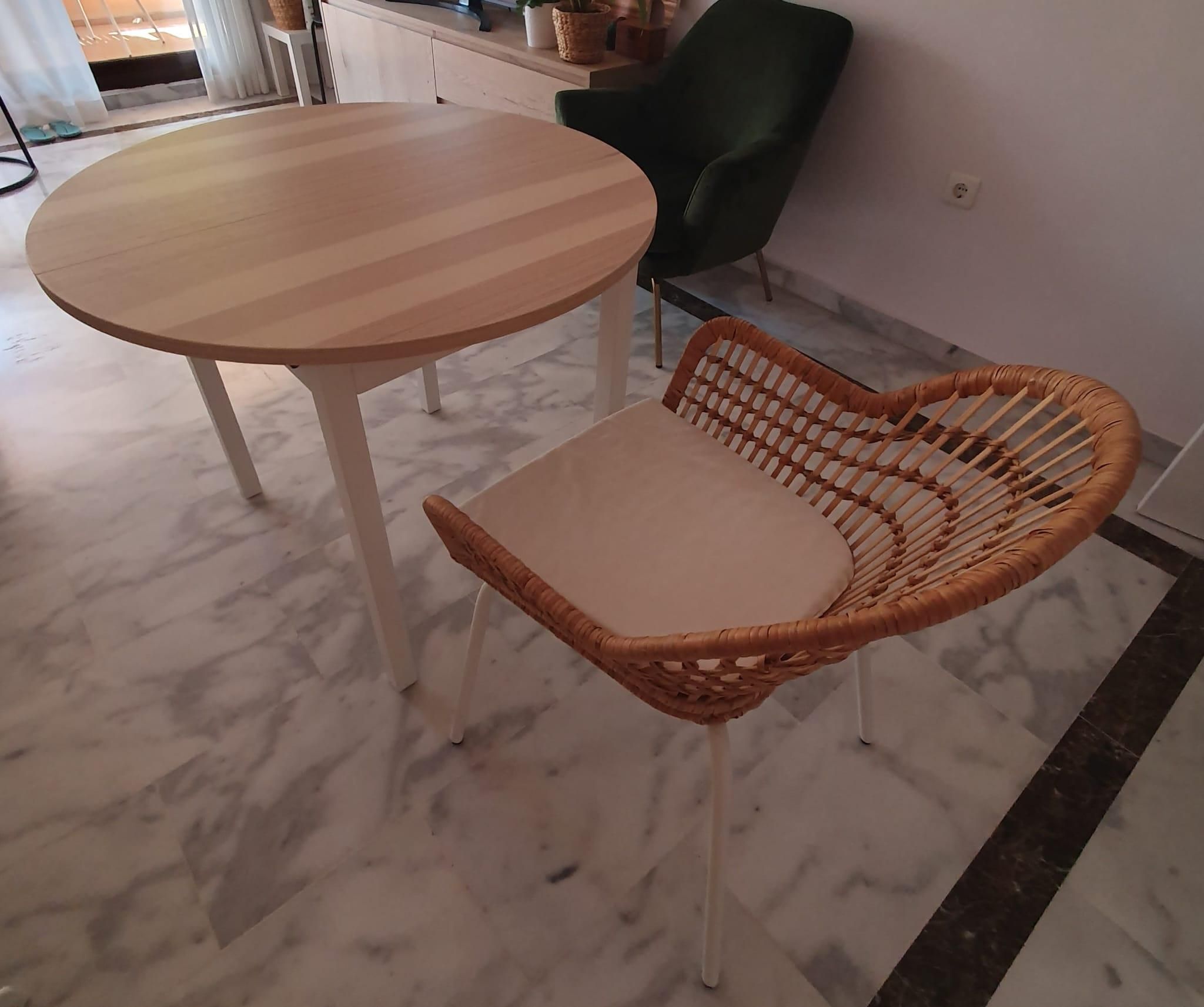 Seller photo