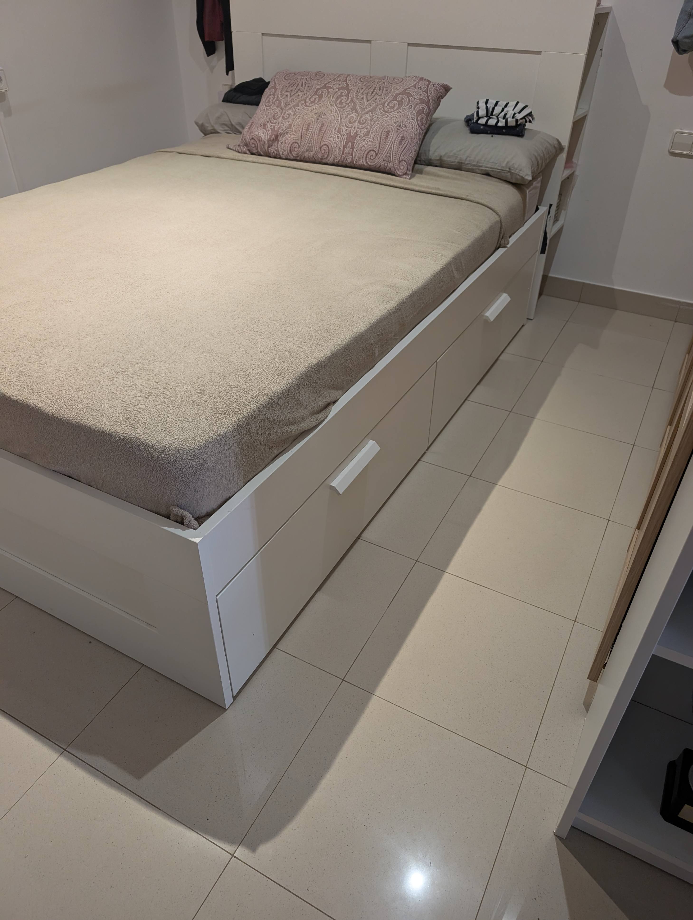 Seller photo