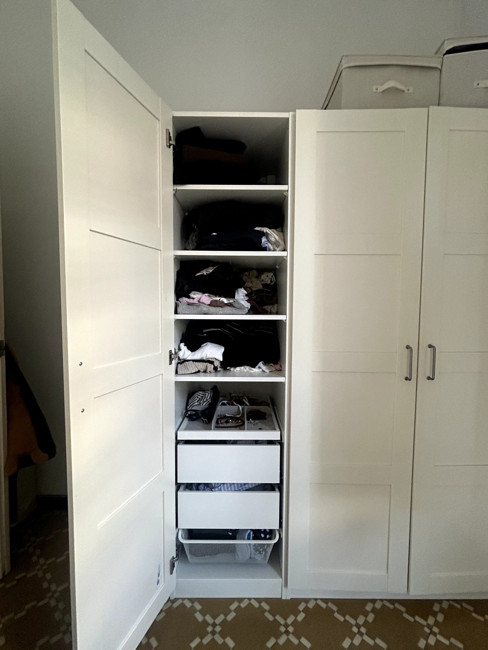 Seller photo