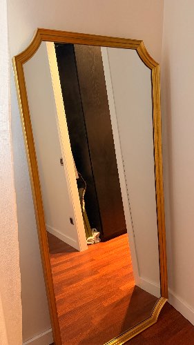 Seller photo
