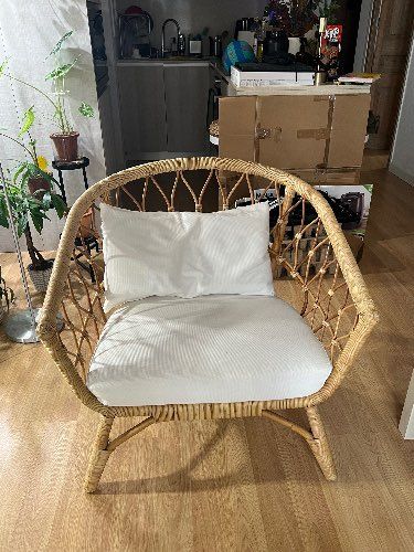 Seller photo