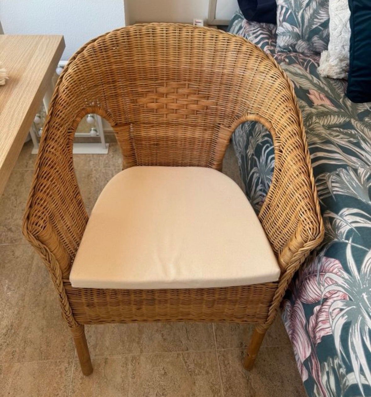 Seller photo