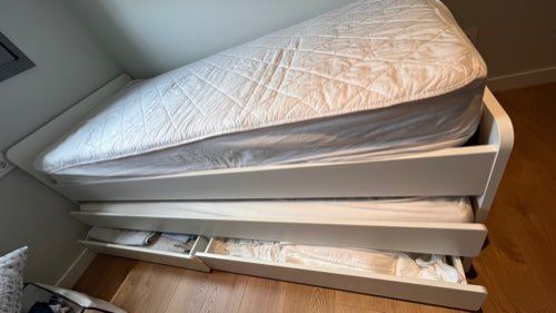 Seller photo