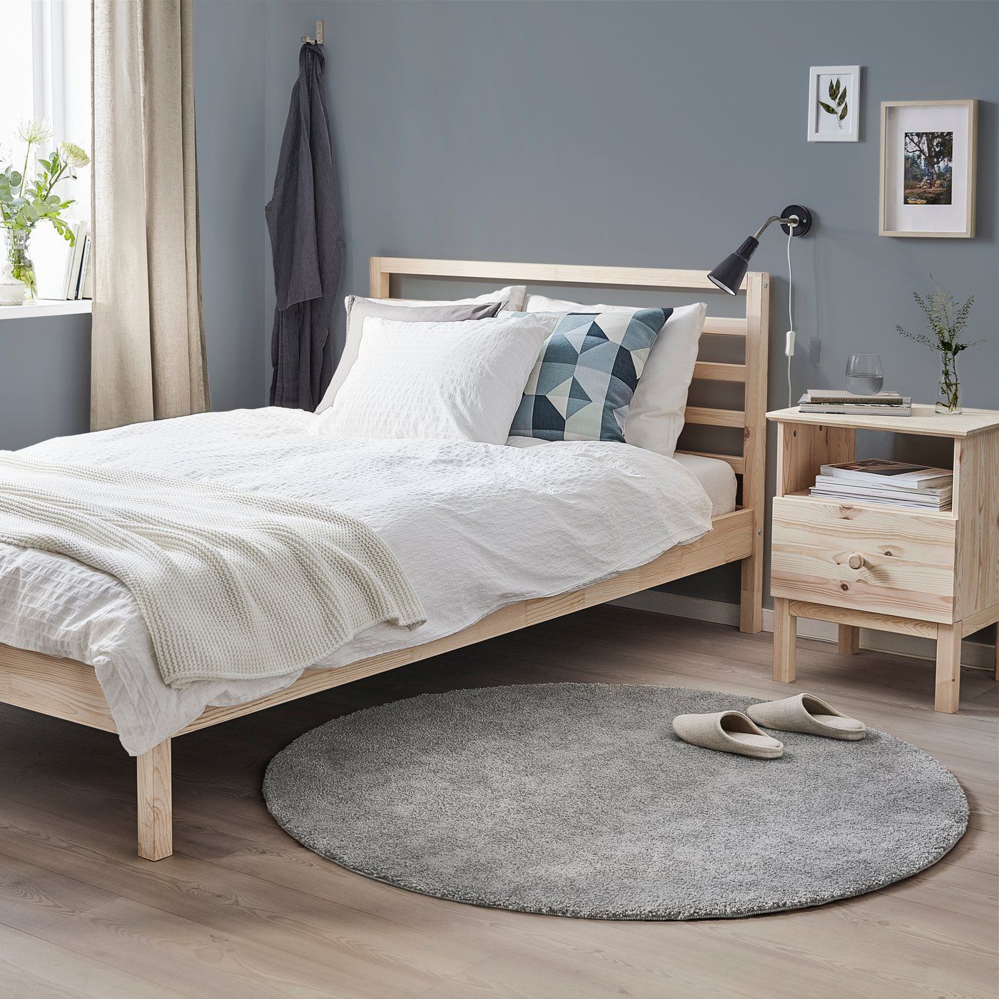 IKEA catalogue photo