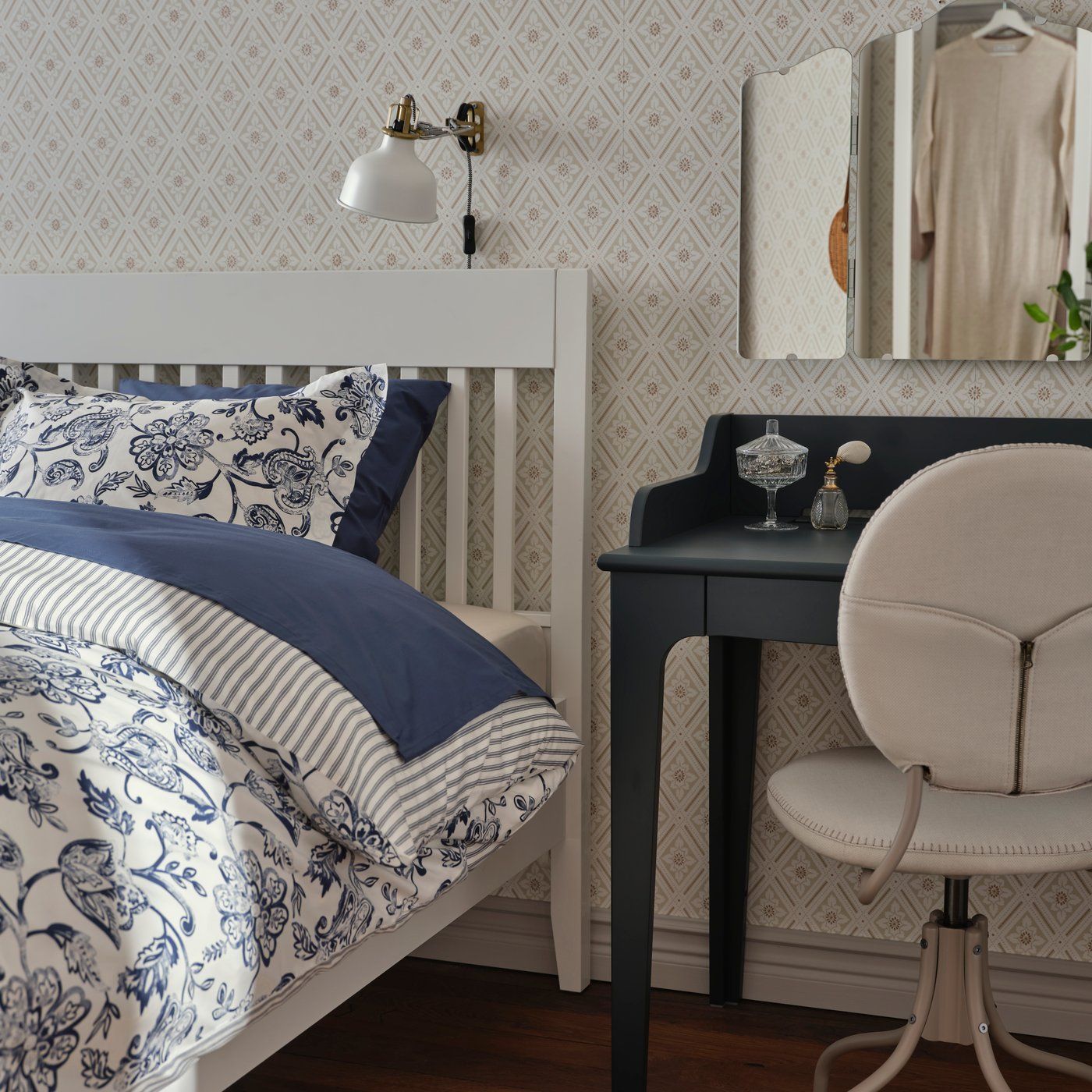 IKEA catalogue photo