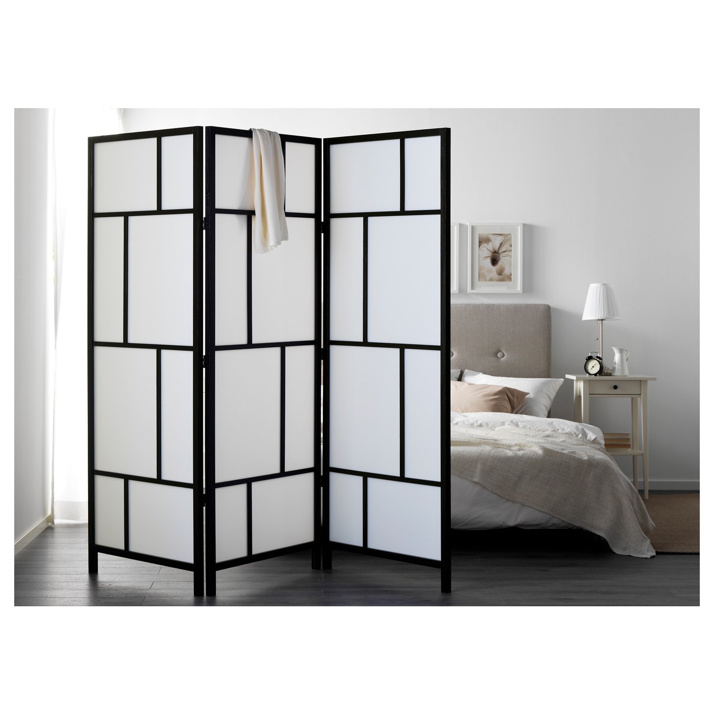 IKEA katalogoaren irudia