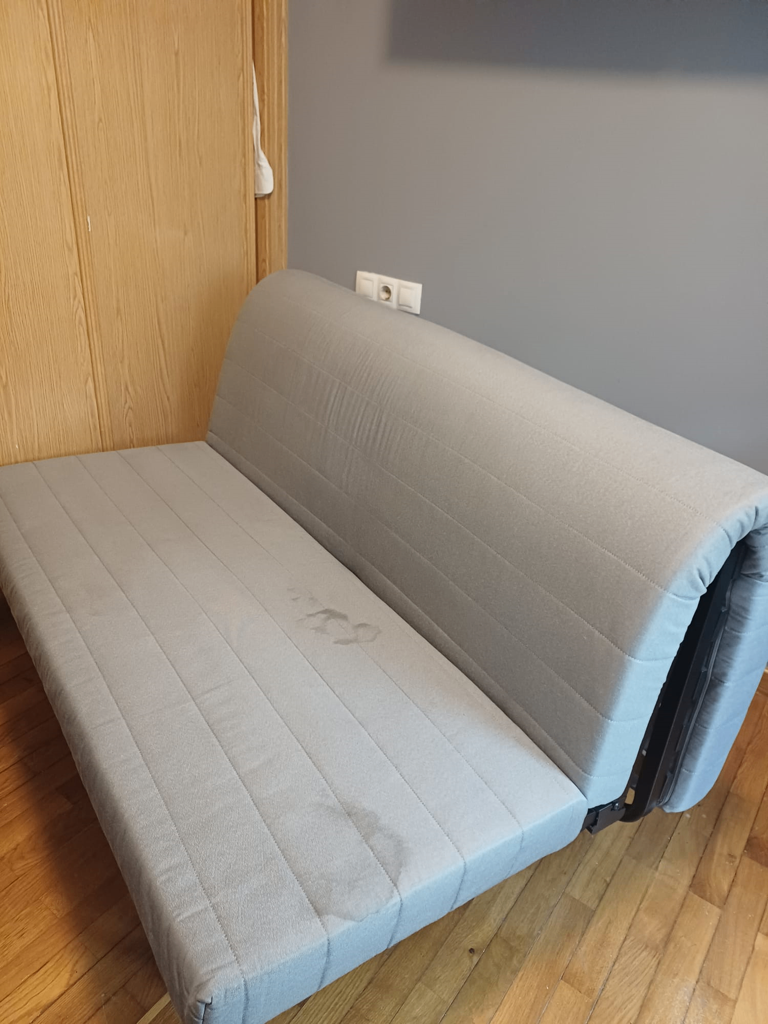 SOFA LYCKSELE LÖVÅS